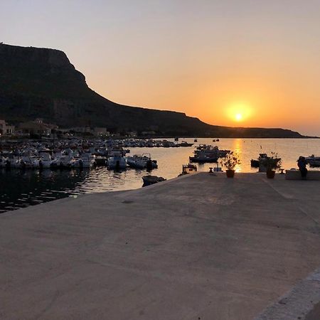 La Casa Del Gelso Appartement Tonnara di Bonagia Buitenkant foto